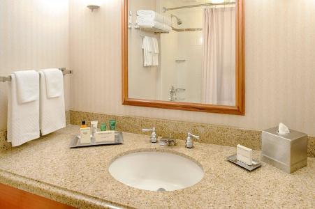 Hilton Seattle Airport & Conference Center - 9