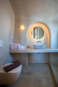 Chic Santorini - 36