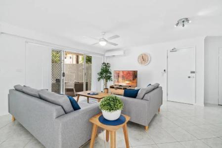 Markham Court - 128
