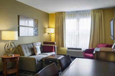 TownePlace Suites by Marriott Kansas City - 4