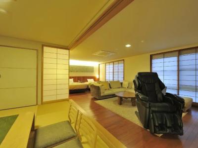 Shimoda Central - 37