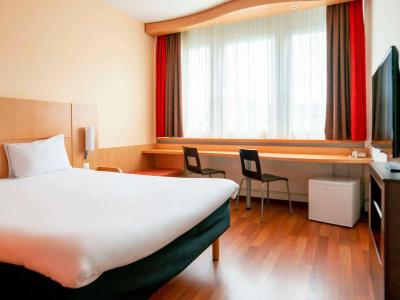 ibis Luzern Kriens - 2