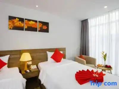 Maple Leaf & Apartment - 40