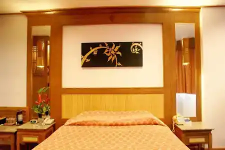 Royal Twins Palace - 7