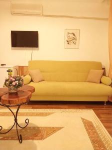 Jasmin Apart - 57
