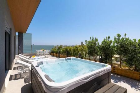 Rhodes SkyLine Suites - 49