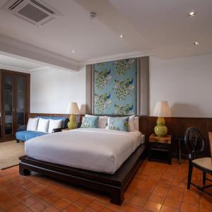 The Bridge An Eclectic Luxotel - 47