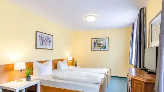 Kurgarten-Hotel - 51