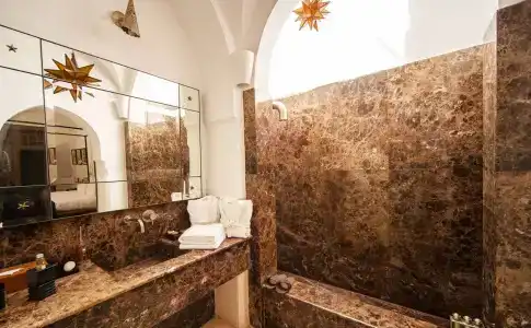 Riad Jaaneman - 8