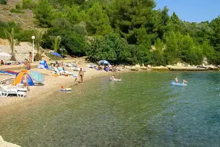 Adria - 18
