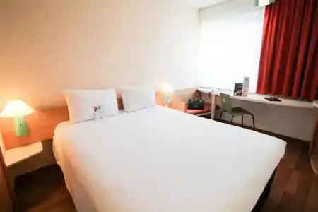 ibis Düsseldorf Hauptbahnhof - 32