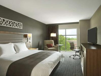 The Broadway - a DoubleTree by Hilton - 47
