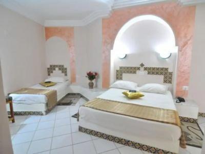 Hôtel Les Palmes d'Or - 35