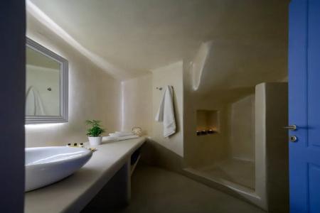 Este Luxury Suites - 7