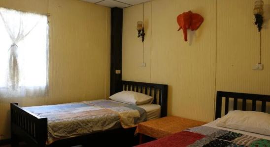 Noom Guesthouse - 1