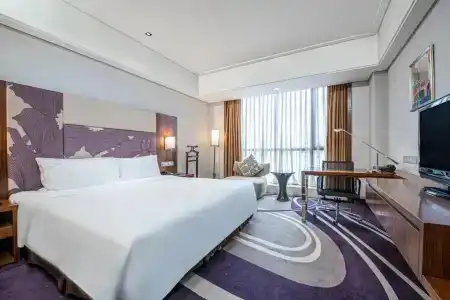 Holiday Inn Qingdao City Center, An Ihg - 62