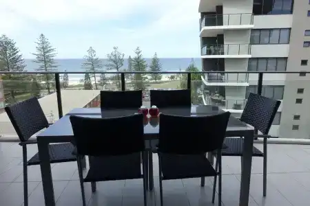 Ambience on Burleigh Beach - 110