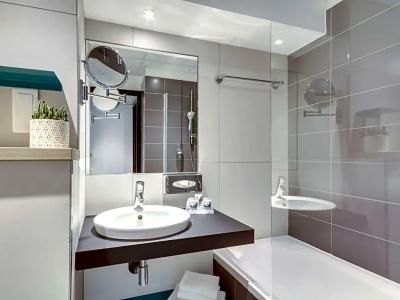 Mercure Paris Gare De Lyon TGV - 52