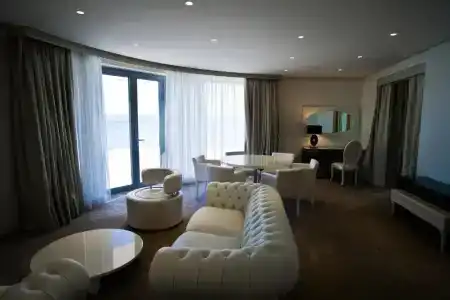 Luxury Amabilis - 145