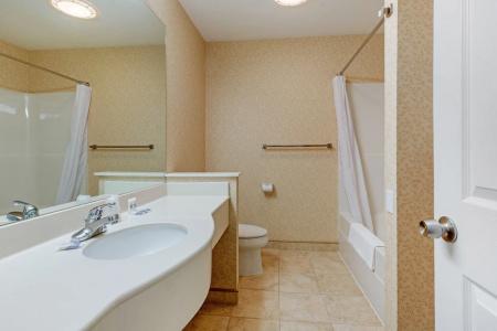 Ogunquit and Suites - 69