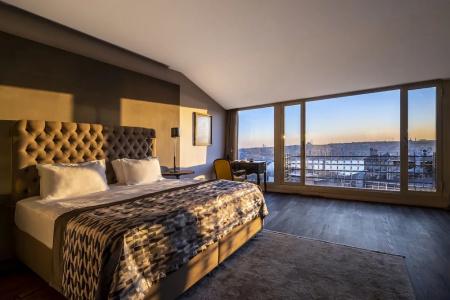 Ansen and Suites - 95