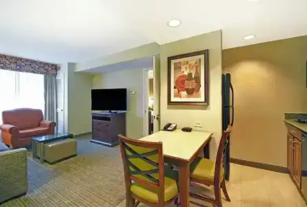 Homewood Suites by Hilton Denver International Airport - 70