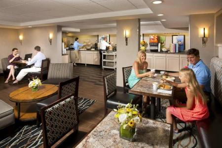 Hampton Inn Hilton Head - 28
