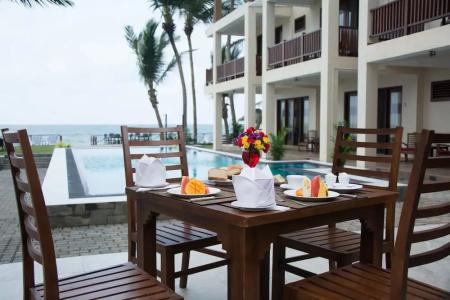 Sapphire Seas Beachfront - 23