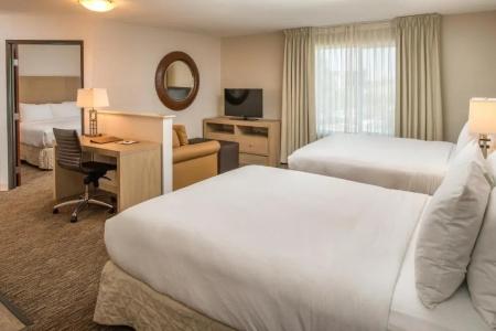 DoubleTree by Hilton - 86