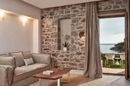 100 Rizes Seaside Resort- Small Luxurys of the World - 3
