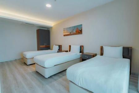 Empula & Residences - 88