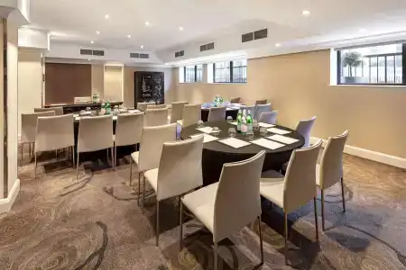 Radisson Blu Edwardian Kenilworth, London - 27