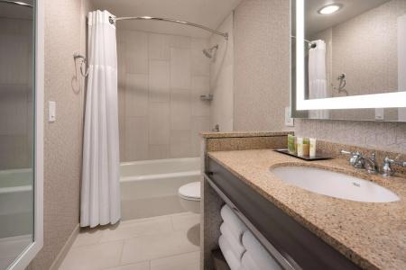 Hilton Seattle - 32