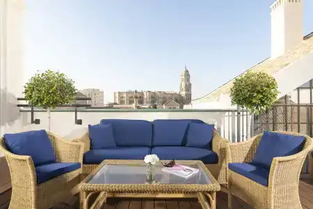 Palacio Solecio, a Small Luxury of the World - 35