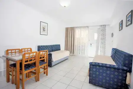 Kosta Palace - 49