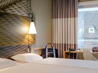 ibis Heidelberg Hauptbahnhof - 53