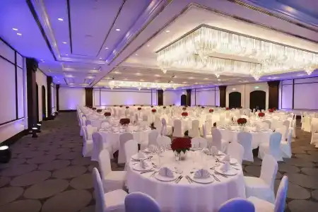 Hilton Paris Charles De Gaulle Airport - 19