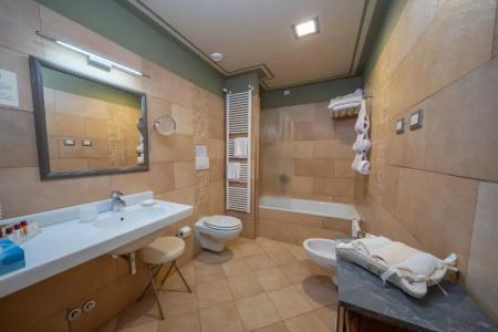 San Luca Palace - 16