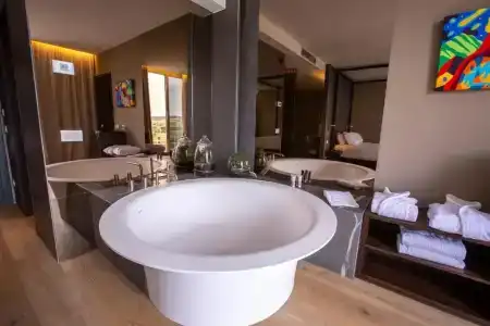 Unahotels Mh Matera - 71