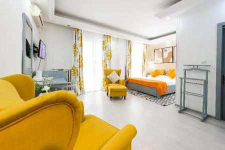 Relax Comfort Suites - 53