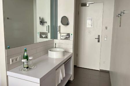 Wyndham Garden Berlin Mitte - 8