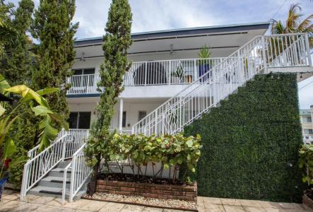 Beachside All Suites - 26