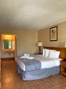 Altamonte Springs and Suites - 34