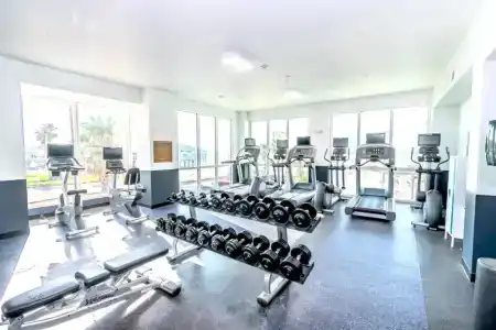 Clarion Pointe Galveston Seawall - 18