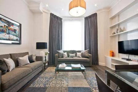 Manson Place - 221