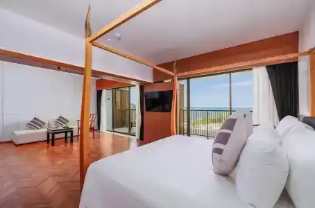 SeaCono Patong Beach Front - 178