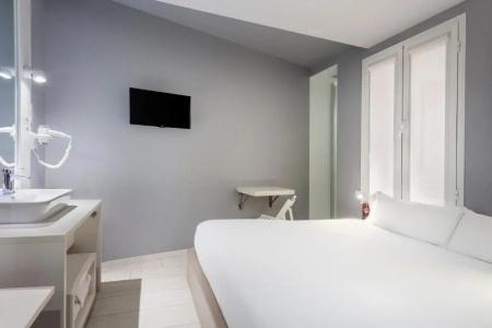 B&B Madrid Centro Fuencarral 52 - 10