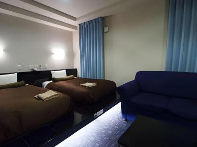 Urbain Hiroshima Executive - 25