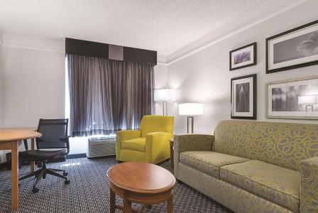 La Quinta by Wyndham University Area Chapel Hill - 46