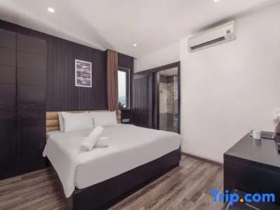 Vy Thuyen - 121